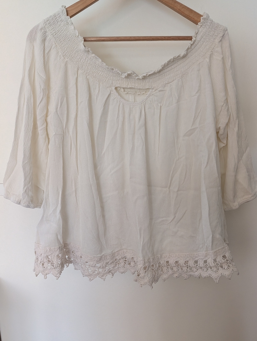 Ivory Women's XL Cream Lace Hem 3/4 Sleeve Flowy Boho Loose Airy Peasant Top